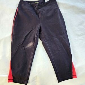 NWT Tek Gear Black & Red Athletic Leggings Women Size Medium Comfy worko…